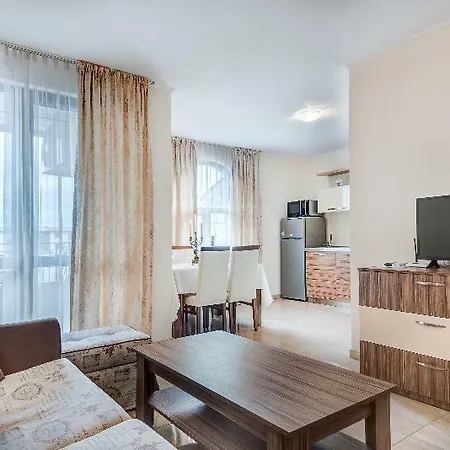 Apart-hotel Esteban Vip Club 2*