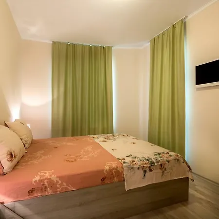 Apart-hotel Esteban Vip Club 2*